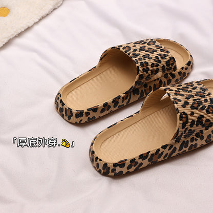PerlaZ Wild Walk slippers