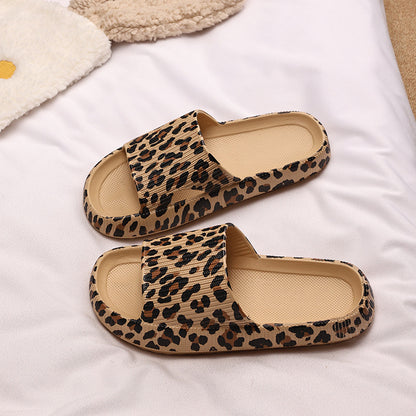 PerlaZ Wild Walk slippers