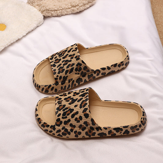 PerlaZ Wild Walk slippers