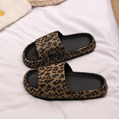 PerlaZ Wild Walk slippers