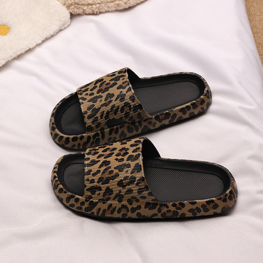 PerlaZ Wild Walk slippers